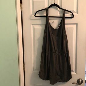 STEVIE TEE OLIVE GREEN ROMPER